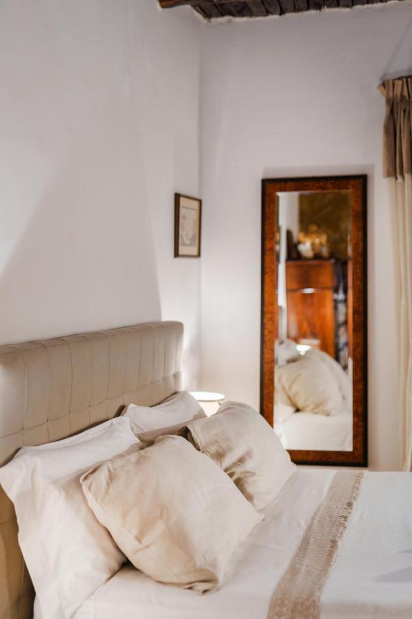 La Storia Apartment Napoli Exterior foto