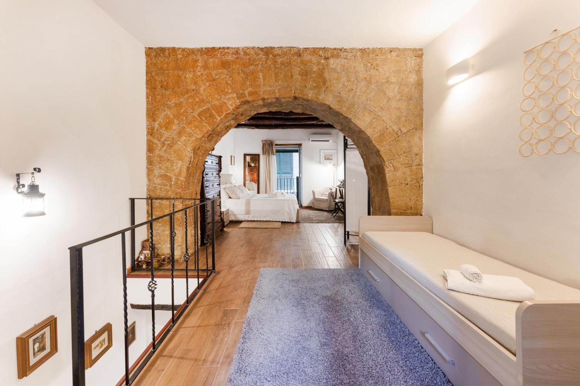 La Storia Apartment Napoli Exterior foto