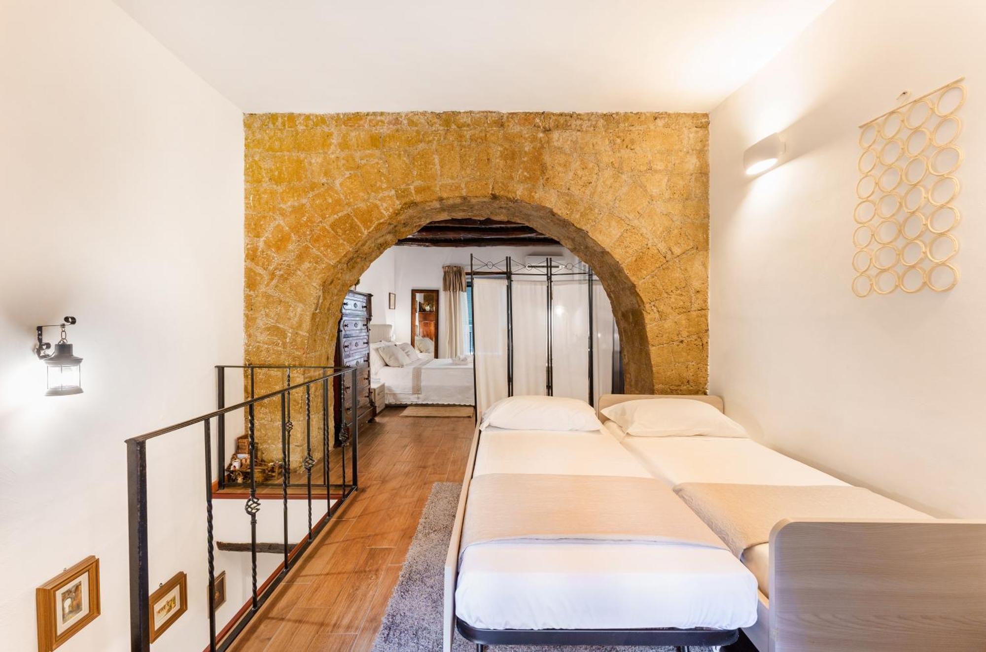 La Storia Apartment Napoli Exterior foto